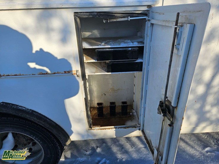 2009-kenworth-t170-image-21