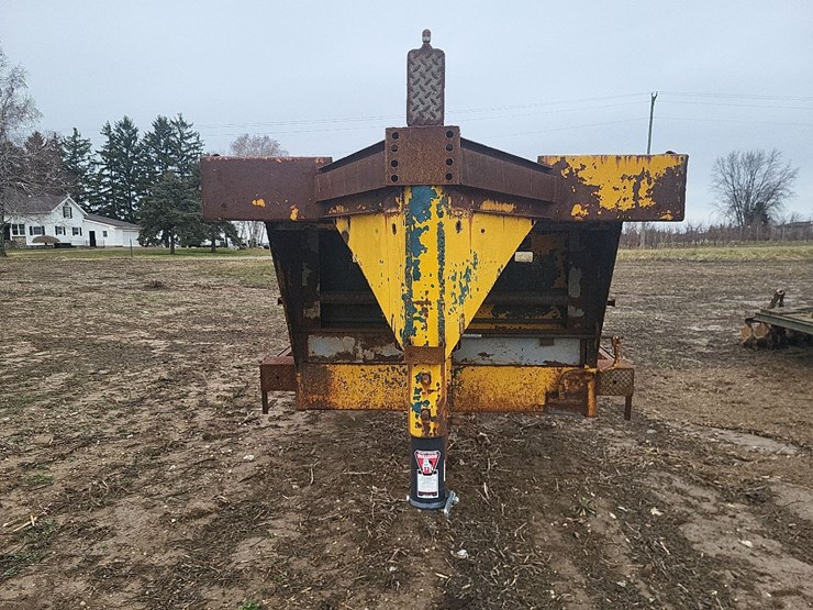 gooseneck-triaxle-trailer-frame---no-title-image-4