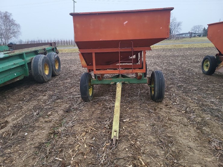 hopper-wagon-w/running-gear-image-2