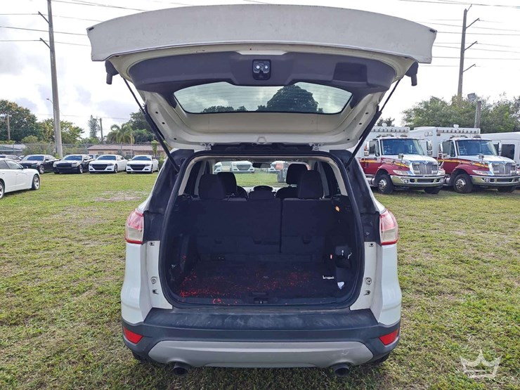 2015-ford-escape-image-25