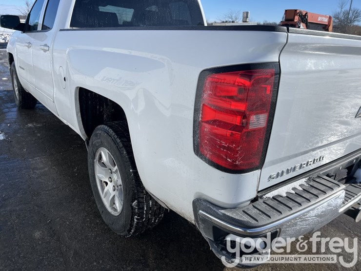 2015-chevrolet-silverado-1500-image-24