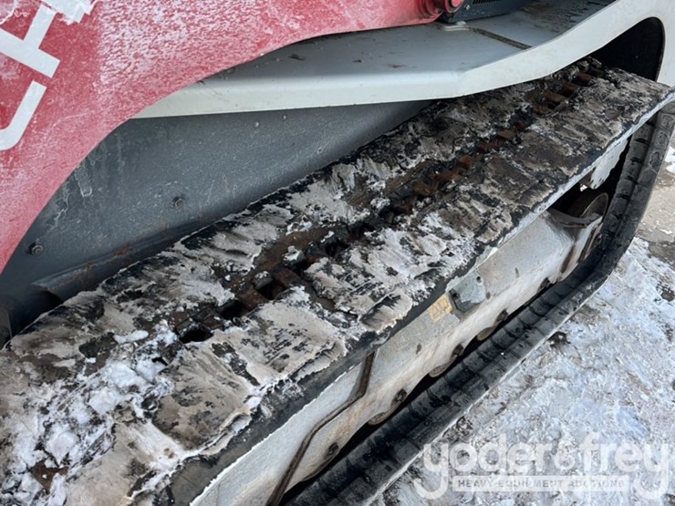 2022-takeuchi-tl12r2-image-30