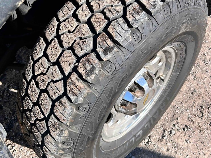 2002-chevrolet-2500hd-image-11