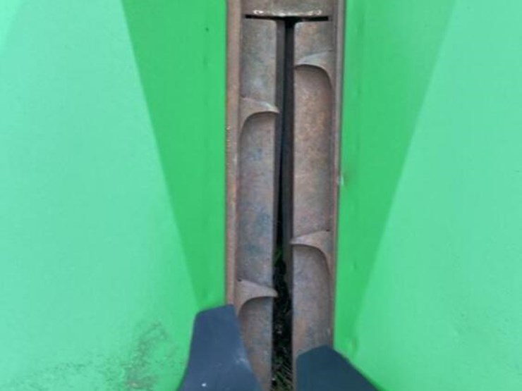 john-deere-444-image-3