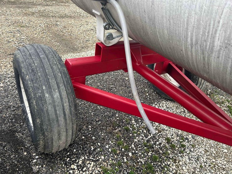 1000-gal.-nh3-tank-on-gear-#31-image-6
