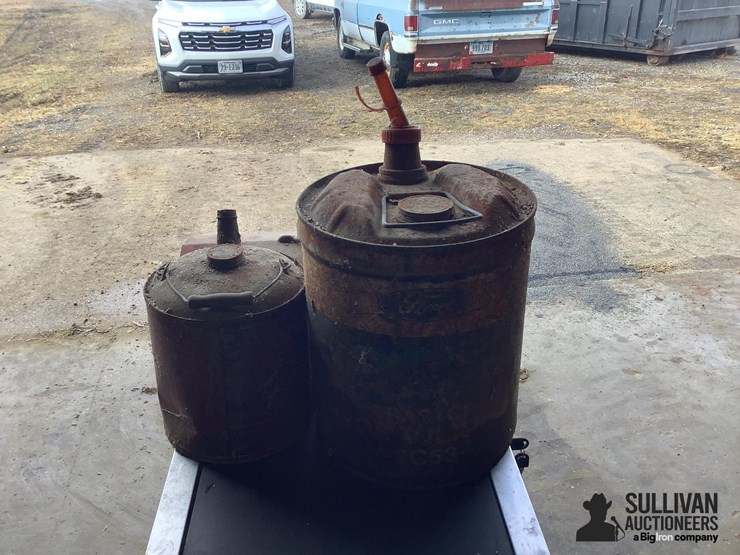 tool-box-w/-misc-tools-&-cans-image-6