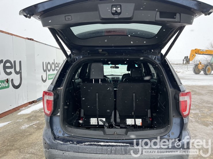 ford-explorer-xlt-image-27