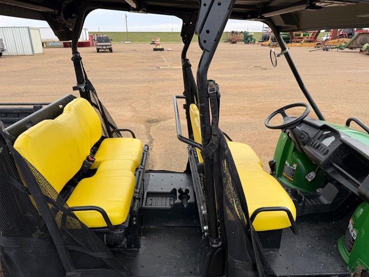 john-deere-gator-image-7