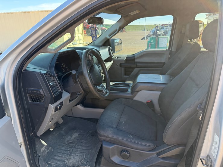 2018-ford-f150-image-16