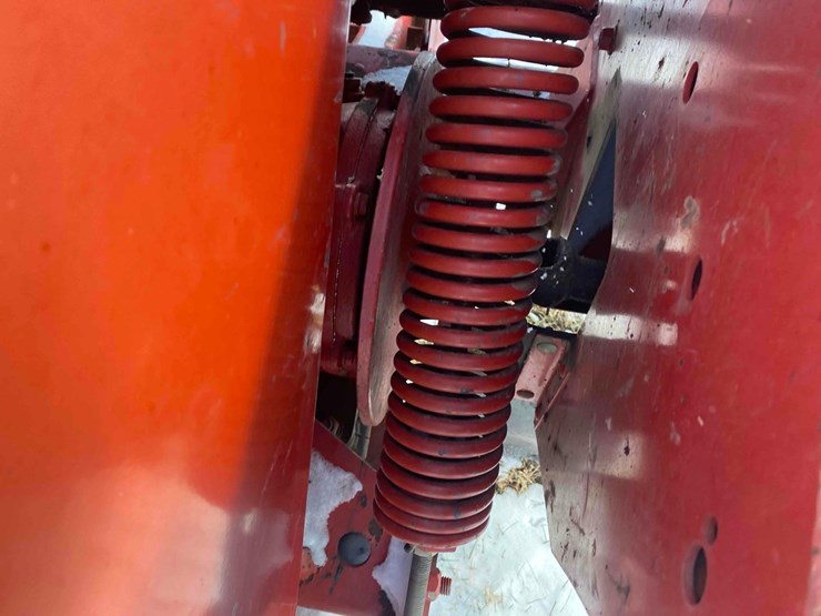 new-holland-1465-image-14