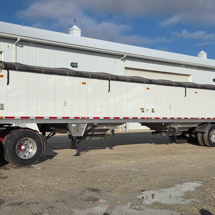 2011 WILSON HOPPER BOTTOM