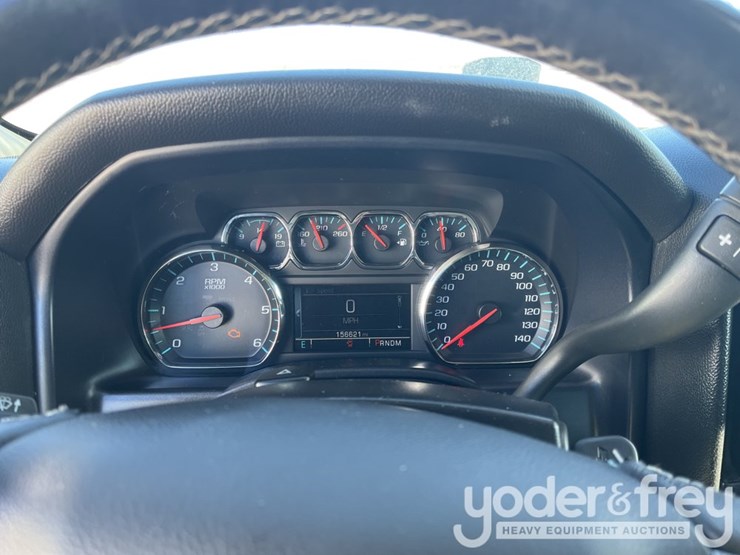 2015-chevrolet-silverado-1500-image-17