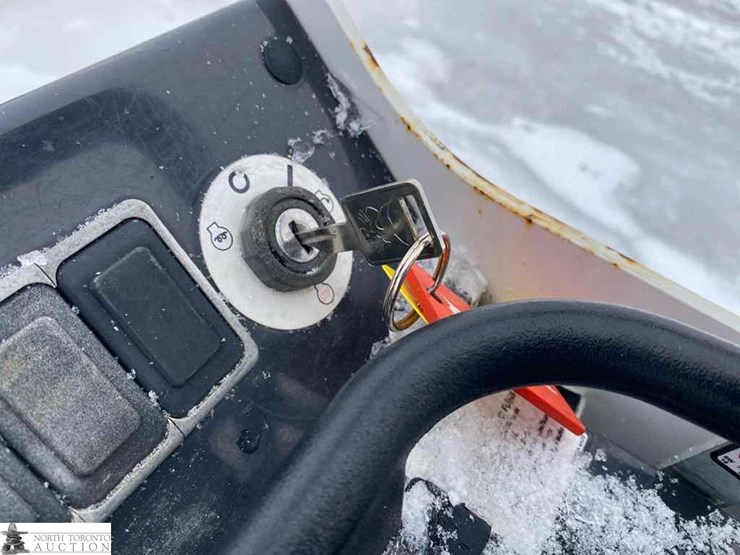 2022-bobcat-mt100-image-14