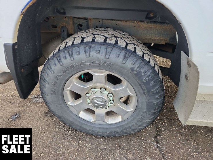 2018-dodge-2500-image-12