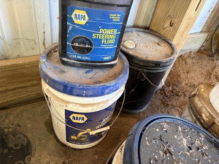 napa-hydraulic-&-other-oils-image-4