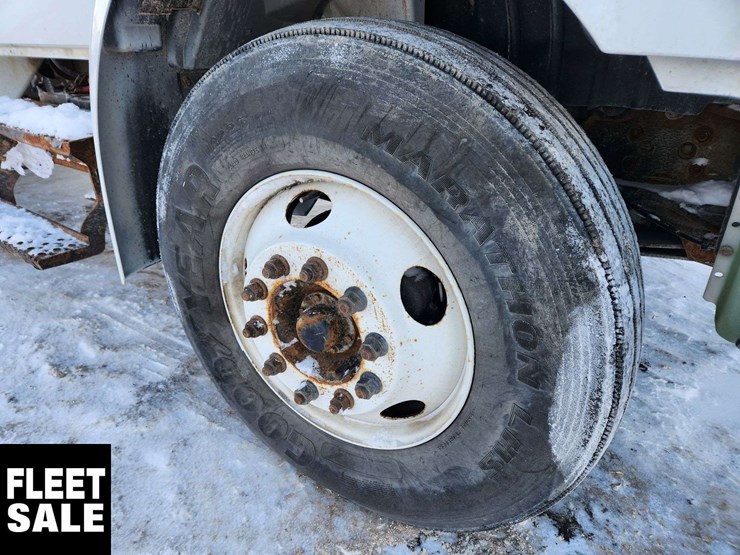 2020-international-mv607-image-9