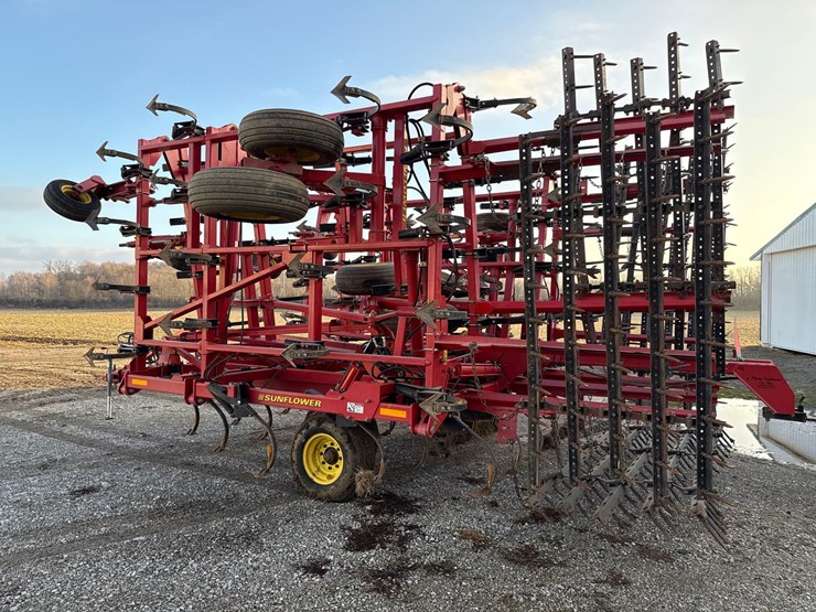 sunflower-44’-cultivator-image-10