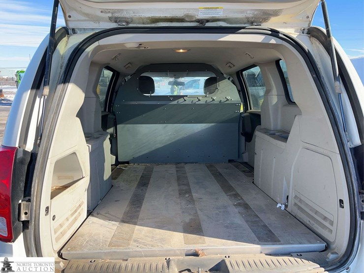 2012-ram-c/v-image-27