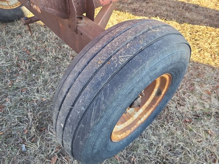 hopper-wagon-w/running-gear-image-39