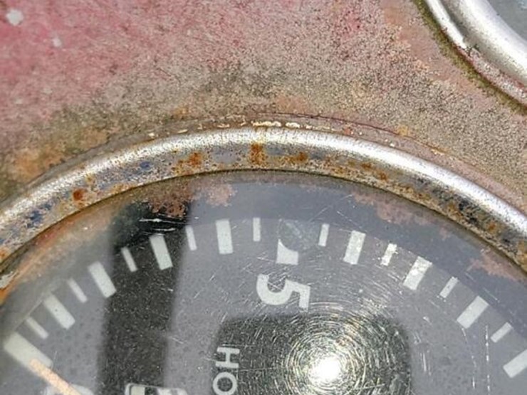 massey-ferguson-135-image-14