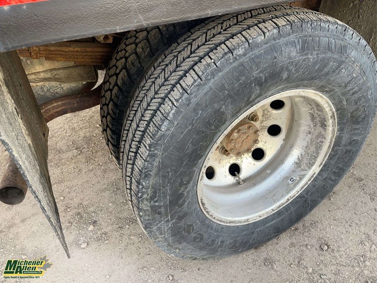 2012-dodge-3500-image-12