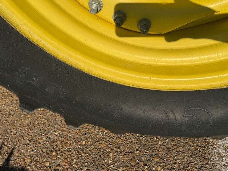 john-deere-6145r-image-17