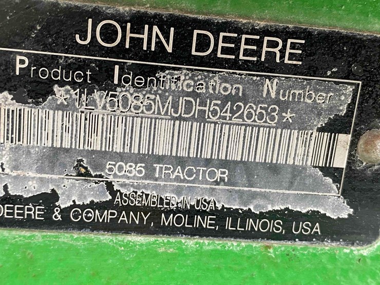 2013-john-deere-5085m-image-55