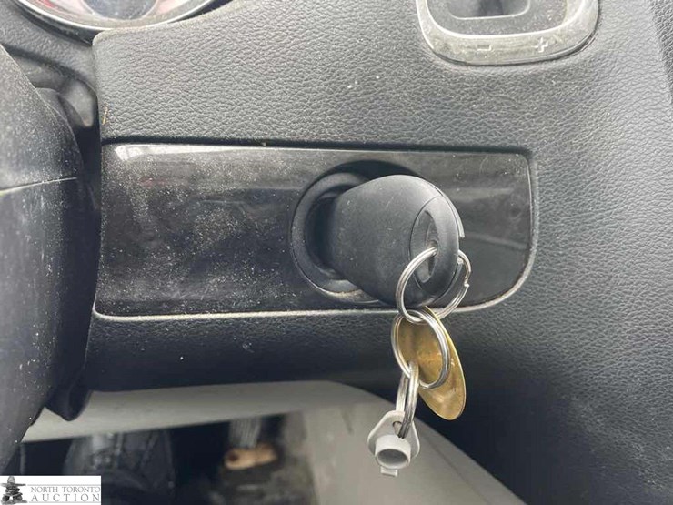 2014-ram-tradesman-image-19