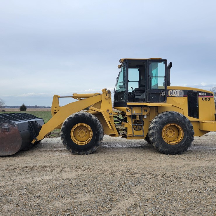 2004 CATERPILLAR 938G