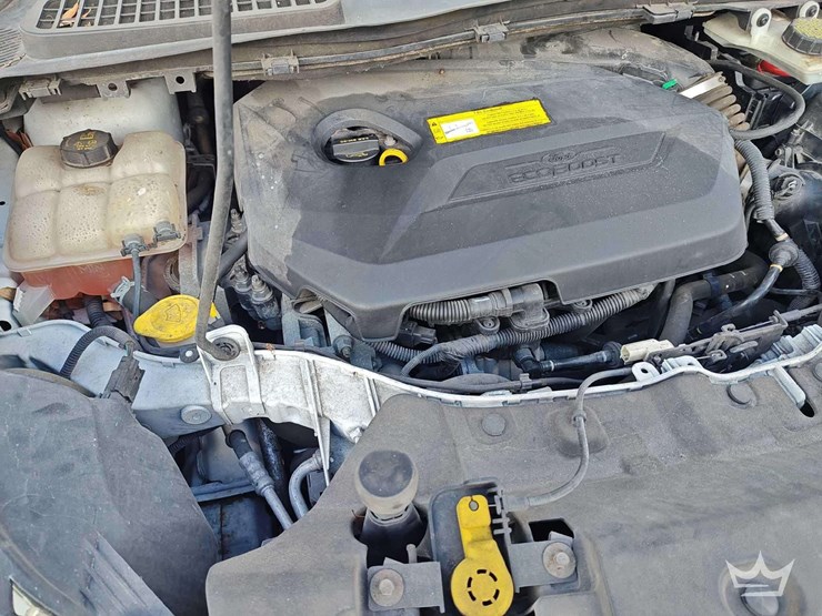 2015-ford-escape-image-32