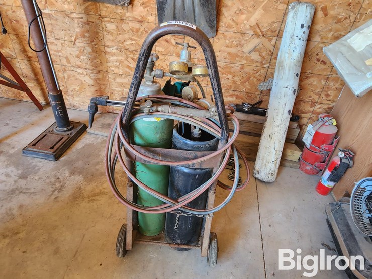 cutting-torch-w/tanks-image-4