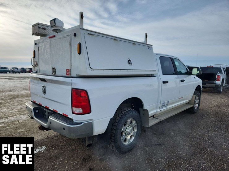 2018-dodge-2500-image-4