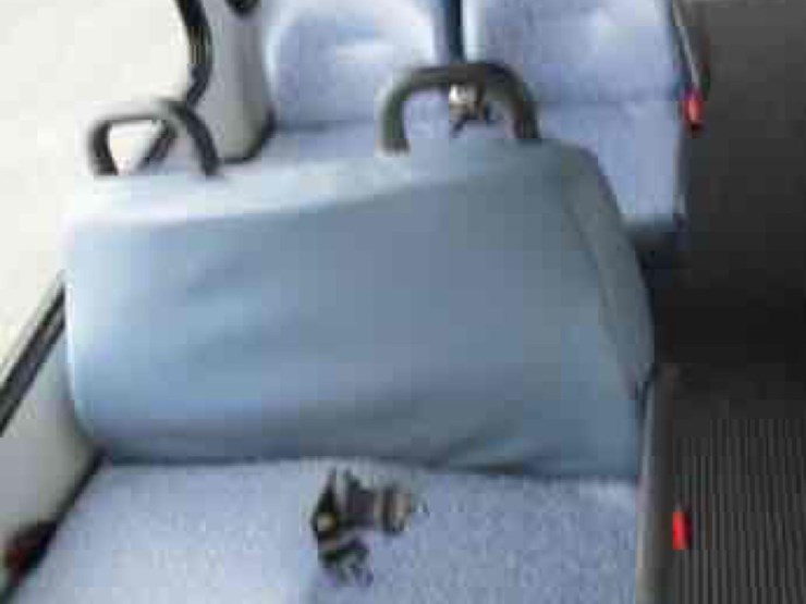 2013-ford-e450-image-13