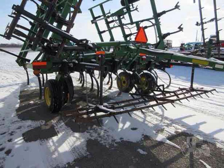 2001-john-deere-980-image-5