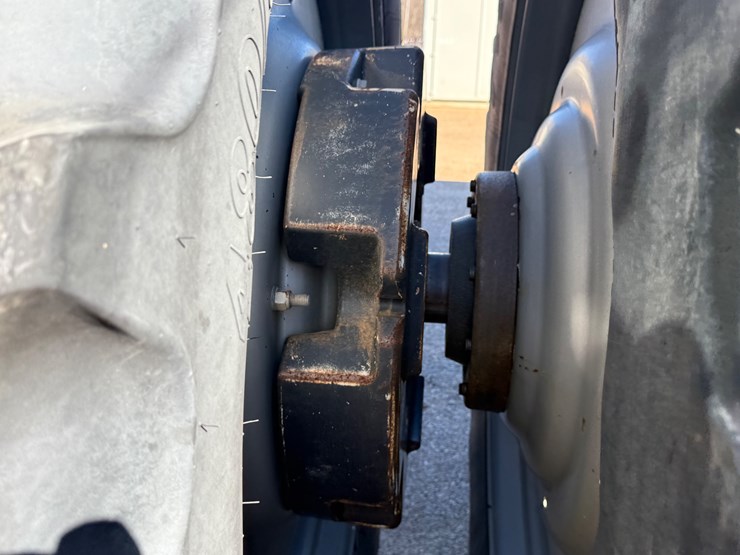 2016-case-ih-magnum-310-image-16