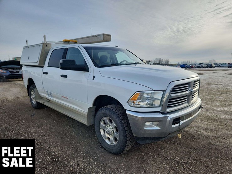 2018-dodge-2500-image-2