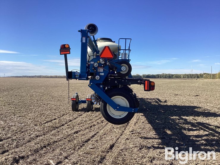 2014-kinze-3600-image-6