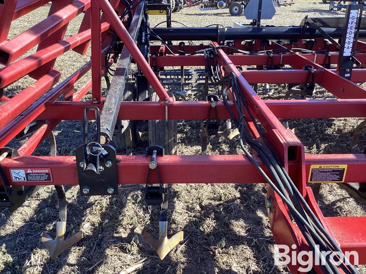 2011-case-ih-200-image-14