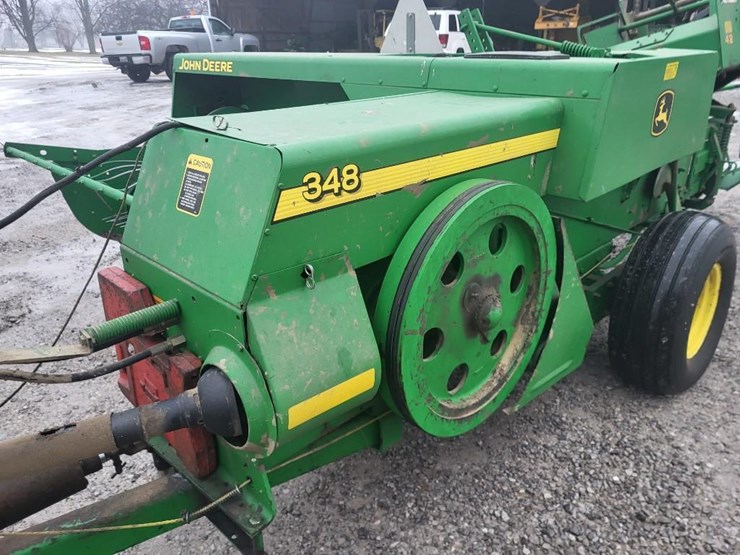 john-deere-348-image-12