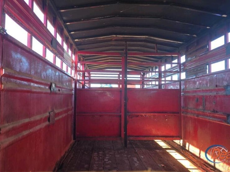 titan-trailer-image-9