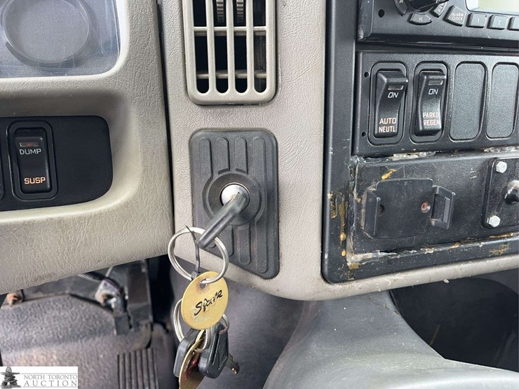 2012-international-4000-image-19