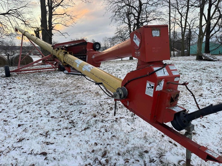 mayrath-mk-100-61-auger,-swing-away,-61'-x-10",-540-pto-image-1