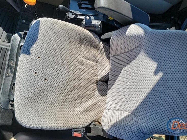 2015-john-deere-5075e-image-20