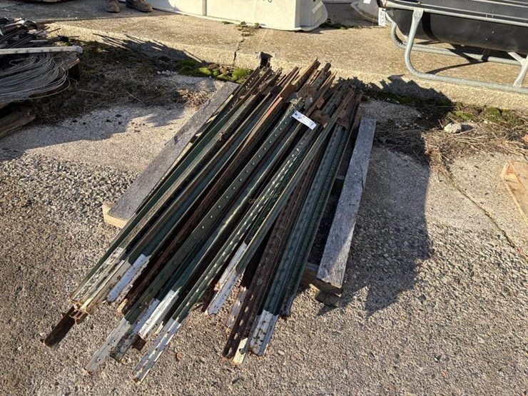 50-6'-t-posts-image-2