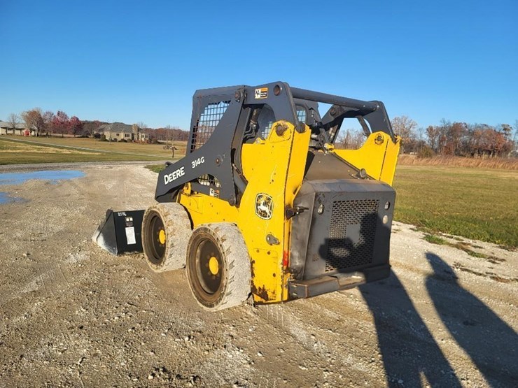 2018-deere-314g-image-3