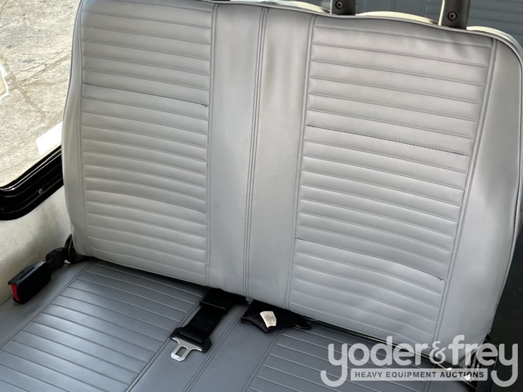 2016-ford-e450-image-32