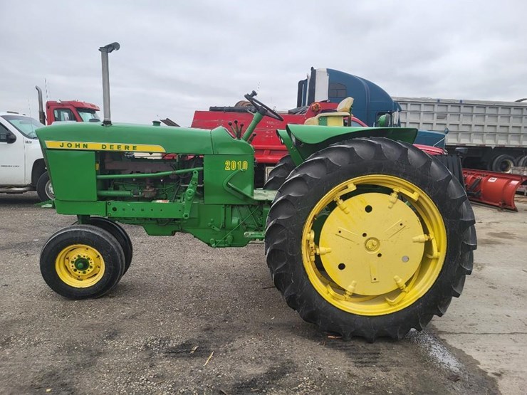 2010-john-deere-2010-image-2