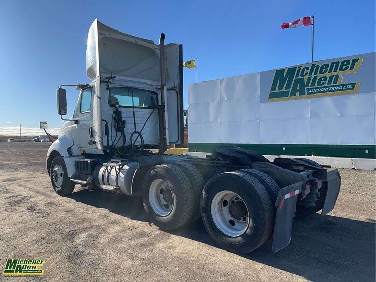 2017-international-prostar-image-3