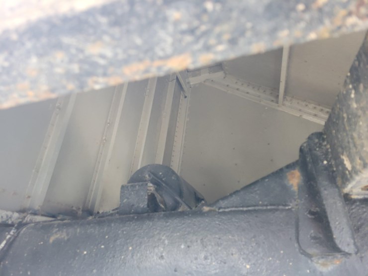 2001-wilson-hopper-bottom-image-21