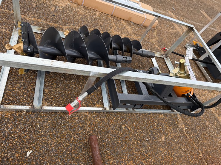 #7961-•-skid-steer-auger-drive-w/-12"-&-18"-augers-image-6